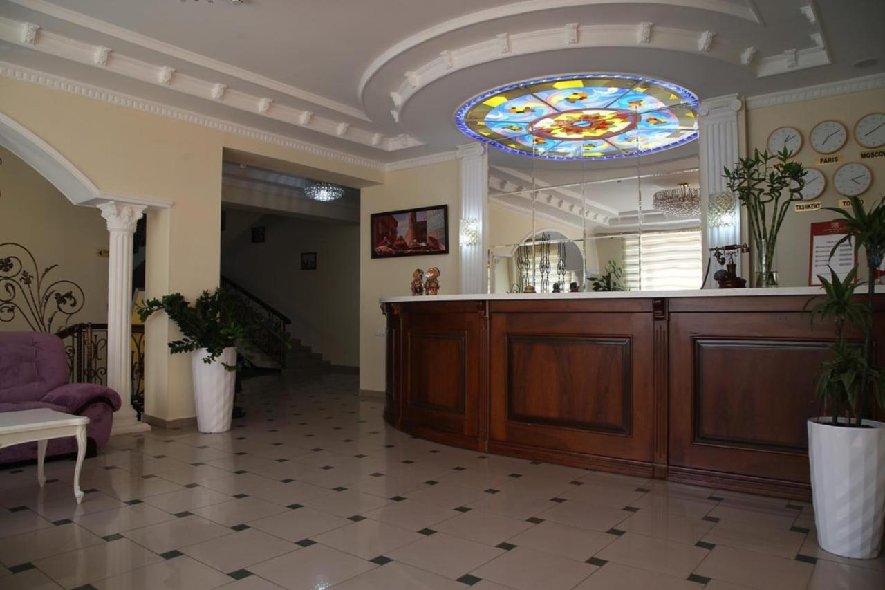 Grand Nur Hotel Tasjkent Exteriör bild
